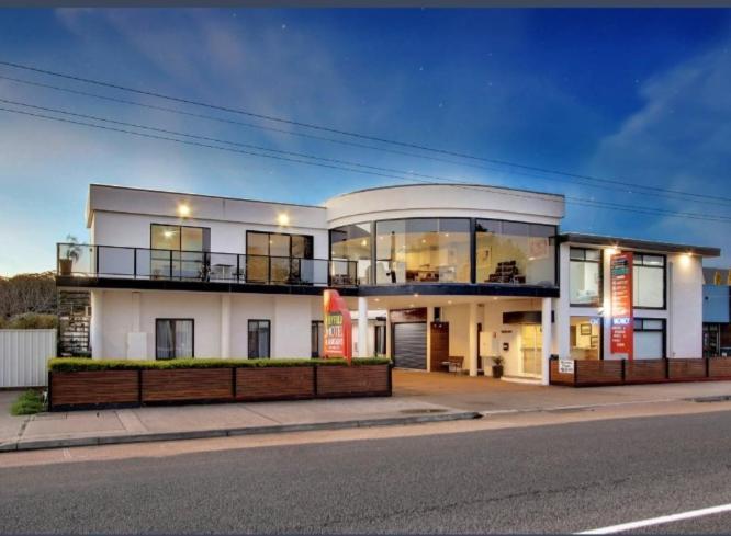 Motel Heyfield And 3*